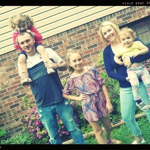 Meet your Posher, Victoria